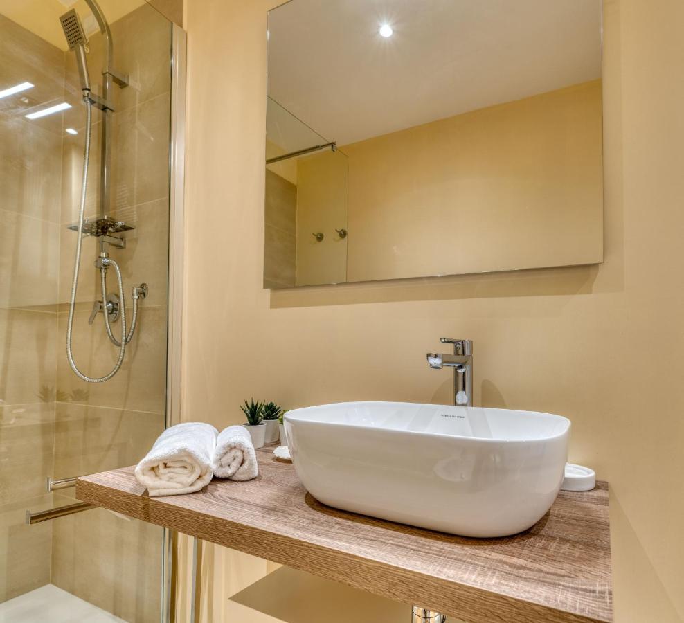 Izzhome Corso76 Cagliari Exteriör bild