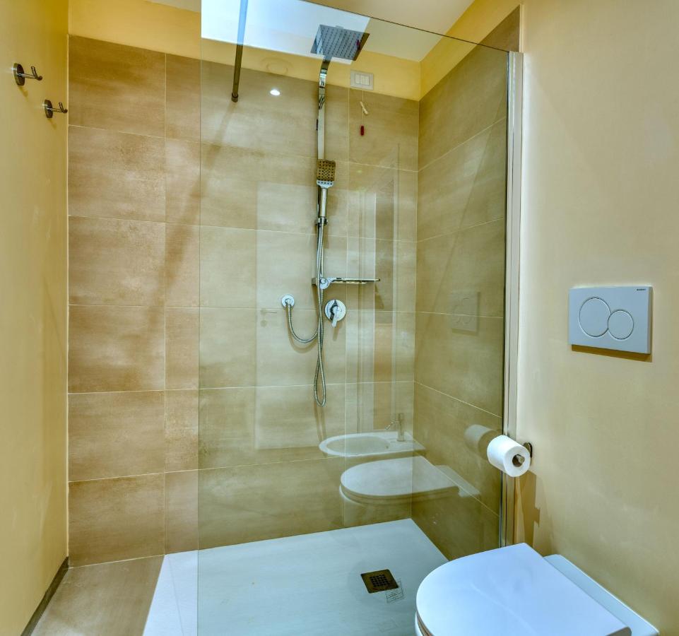 Izzhome Corso76 Cagliari Exteriör bild